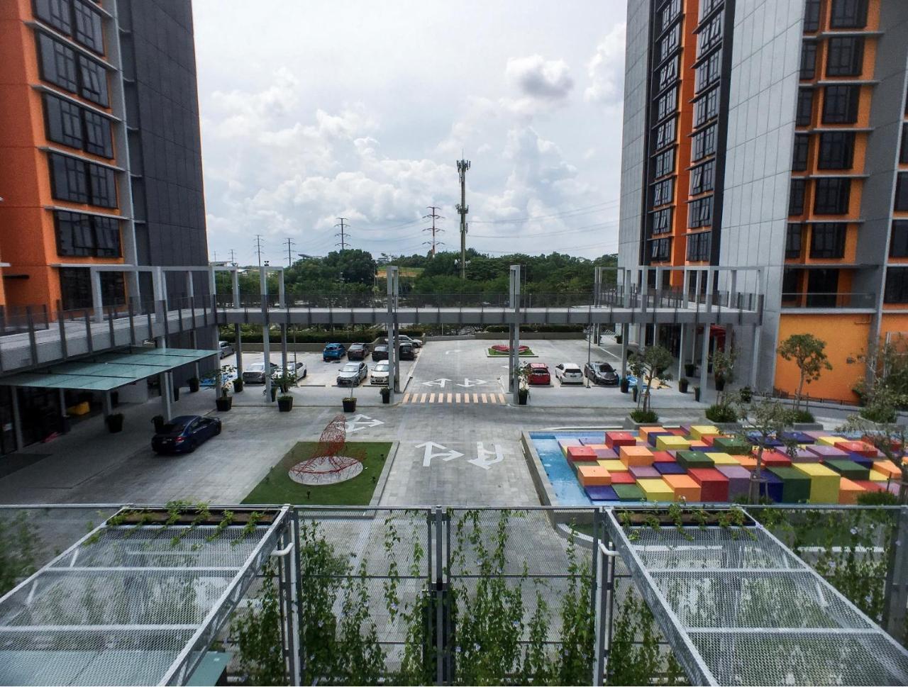 Cozy Kanvas Soho Suites Cyberjaya Bagian luar foto