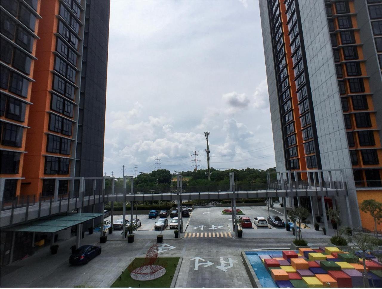 Cozy Kanvas Soho Suites Cyberjaya Bagian luar foto